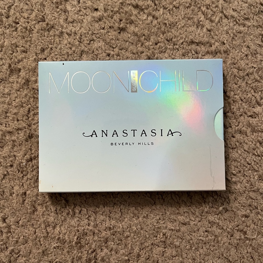 Anastasia Beverly Hills Moonchild Glow Kit